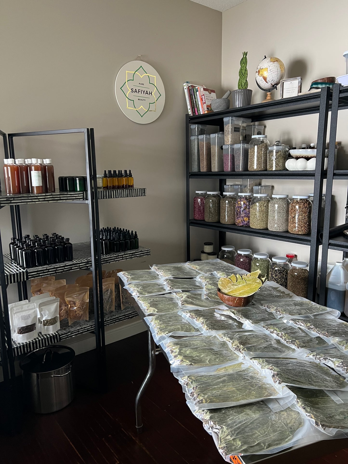 Organic Soursop Leaves